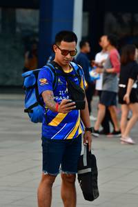 BIB: 219
                            <button type="button" onclick="openModal(10487052)" class="btn btn-primary btn-sm float-right btn-popup" data-toggle="modal" data-target=".modal-high-quality">
                        <i class="fas fa-shopping-cart"></i> Add to Cart
                    </button>
                                            <button type="button" onclick="isThisMe(10487052, true)" class="btn btn-success btn-sm float-right btn-popup btn-isme hidden" data-toggle="tooltip" data-placement="bottom" title="นี่คือรูปของคุณใช่ไหม คลิกที่นี่เพื่อเอาเข้าอัลบั้ม">
                        <i class="fas fa-plus"></i> Add to album
                    </button>
                    <button type="button" onclick="isThisMe(10487052, false)" class="btn btn-warning btn-sm float-right btn-popup btn-isnotme hidden">
                        <i class="fas fa-ban"></i> Remove from album
                    </button>