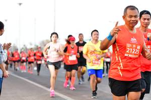 BIB: 21225
                            <button type="button" onclick="openModal(12435732)" class="btn btn-primary btn-sm float-right btn-popup" data-toggle="modal" data-target=".modal-high-quality">
                        <i class="fas fa-shopping-cart"></i> Add to Cart
                    </button>
                                            <button type="button" onclick="isThisMe(12435732, true)" class="btn btn-success btn-sm float-right btn-popup btn-isme hidden" data-toggle="tooltip" data-placement="bottom" title="นี่คือรูปของคุณใช่ไหม คลิกที่นี่เพื่อเอาเข้าอัลบั้ม">
                        <i class="fas fa-plus"></i> Add to album
                    </button>
                    <button type="button" onclick="isThisMe(12435732, false)" class="btn btn-warning btn-sm float-right btn-popup btn-isnotme hidden">
                        <i class="fas fa-ban"></i> Remove from album
                    </button>