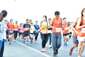 BIB: 28583, 282
                            <button type="button" onclick="openModal(12443953)" class="btn btn-primary btn-sm float-right btn-popup" data-toggle="modal" data-target=".modal-high-quality">
                        <i class="fas fa-shopping-cart"></i> Add to Cart
                    </button>
                                            <button type="button" onclick="isThisMe(12443953, true)" class="btn btn-success btn-sm float-right btn-popup btn-isme hidden" data-toggle="tooltip" data-placement="bottom" title="นี่คือรูปของคุณใช่ไหม คลิกที่นี่เพื่อเอาเข้าอัลบั้ม">
                        <i class="fas fa-plus"></i> Add to album
                    </button>
                    <button type="button" onclick="isThisMe(12443953, false)" class="btn btn-warning btn-sm float-right btn-popup btn-isnotme hidden">
                        <i class="fas fa-ban"></i> Remove from album
                    </button>