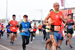 BIB: 4440, 21220, 2271, 41413
                            <button type="button" onclick="openModal(12433120)" class="btn btn-primary btn-sm float-right btn-popup" data-toggle="modal" data-target=".modal-high-quality">
                        <i class="fas fa-shopping-cart"></i> Add to Cart
                    </button>
                                            <button type="button" onclick="isThisMe(12433120, true)" class="btn btn-success btn-sm float-right btn-popup btn-isme hidden" data-toggle="tooltip" data-placement="bottom" title="นี่คือรูปของคุณใช่ไหม คลิกที่นี่เพื่อเอาเข้าอัลบั้ม">
                        <i class="fas fa-plus"></i> Add to album
                    </button>
                    <button type="button" onclick="isThisMe(12433120, false)" class="btn btn-warning btn-sm float-right btn-popup btn-isnotme hidden">
                        <i class="fas fa-ban"></i> Remove from album
                    </button>