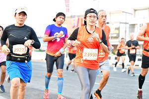 BIB: 29223, 23930, 5464
                            <button type="button" onclick="openModal(12442020)" class="btn btn-primary btn-sm float-right btn-popup" data-toggle="modal" data-target=".modal-high-quality">
                        <i class="fas fa-shopping-cart"></i> Add to Cart
                    </button>
                                            <button type="button" onclick="isThisMe(12442020, true)" class="btn btn-success btn-sm float-right btn-popup btn-isme hidden" data-toggle="tooltip" data-placement="bottom" title="นี่คือรูปของคุณใช่ไหม คลิกที่นี่เพื่อเอาเข้าอัลบั้ม">
                        <i class="fas fa-plus"></i> Add to album
                    </button>
                    <button type="button" onclick="isThisMe(12442020, false)" class="btn btn-warning btn-sm float-right btn-popup btn-isnotme hidden">
                        <i class="fas fa-ban"></i> Remove from album
                    </button>