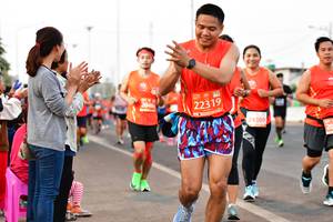 BIB: 204, 22319, 24309
                            <button type="button" onclick="openModal(12433523)" class="btn btn-primary btn-sm float-right btn-popup" data-toggle="modal" data-target=".modal-high-quality">
                        <i class="fas fa-shopping-cart"></i> Add to Cart
                    </button>
                                            <button type="button" onclick="isThisMe(12433523, true)" class="btn btn-success btn-sm float-right btn-popup btn-isme hidden" data-toggle="tooltip" data-placement="bottom" title="นี่คือรูปของคุณใช่ไหม คลิกที่นี่เพื่อเอาเข้าอัลบั้ม">
                        <i class="fas fa-plus"></i> Add to album
                    </button>
                    <button type="button" onclick="isThisMe(12433523, false)" class="btn btn-warning btn-sm float-right btn-popup btn-isnotme hidden">
                        <i class="fas fa-ban"></i> Remove from album
                    </button>