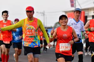 BIB: 26473, 140, 23361
                            <button type="button" onclick="openModal(12431075)" class="btn btn-primary btn-sm float-right btn-popup" data-toggle="modal" data-target=".modal-high-quality">
                        <i class="fas fa-shopping-cart"></i> Add to Cart
                    </button>
                                            <button type="button" onclick="isThisMe(12431075, true)" class="btn btn-success btn-sm float-right btn-popup btn-isme hidden" data-toggle="tooltip" data-placement="bottom" title="นี่คือรูปของคุณใช่ไหม คลิกที่นี่เพื่อเอาเข้าอัลบั้ม">
                        <i class="fas fa-plus"></i> Add to album
                    </button>
                    <button type="button" onclick="isThisMe(12431075, false)" class="btn btn-warning btn-sm float-right btn-popup btn-isnotme hidden">
                        <i class="fas fa-ban"></i> Remove from album
                    </button>