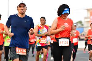 BIB: 21083, 24153, 81716
                            <button type="button" onclick="openModal(12435018)" class="btn btn-primary btn-sm float-right btn-popup" data-toggle="modal" data-target=".modal-high-quality">
                        <i class="fas fa-shopping-cart"></i> Add to Cart
                    </button>
                                            <button type="button" onclick="isThisMe(12435018, true)" class="btn btn-success btn-sm float-right btn-popup btn-isme hidden" data-toggle="tooltip" data-placement="bottom" title="นี่คือรูปของคุณใช่ไหม คลิกที่นี่เพื่อเอาเข้าอัลบั้ม">
                        <i class="fas fa-plus"></i> Add to album
                    </button>
                    <button type="button" onclick="isThisMe(12435018, false)" class="btn btn-warning btn-sm float-right btn-popup btn-isnotme hidden">
                        <i class="fas fa-ban"></i> Remove from album
                    </button>