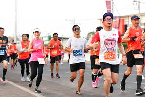 BIB: 40660, 2586, 22526
                            <button type="button" onclick="openModal(12434265)" class="btn btn-primary btn-sm float-right btn-popup" data-toggle="modal" data-target=".modal-high-quality">
                        <i class="fas fa-shopping-cart"></i> Add to Cart
                    </button>
                                            <button type="button" onclick="isThisMe(12434265, true)" class="btn btn-success btn-sm float-right btn-popup btn-isme hidden" data-toggle="tooltip" data-placement="bottom" title="นี่คือรูปของคุณใช่ไหม คลิกที่นี่เพื่อเอาเข้าอัลบั้ม">
                        <i class="fas fa-plus"></i> Add to album
                    </button>
                    <button type="button" onclick="isThisMe(12434265, false)" class="btn btn-warning btn-sm float-right btn-popup btn-isnotme hidden">
                        <i class="fas fa-ban"></i> Remove from album
                    </button>