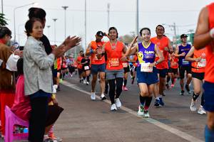 BIB: 1201, 20080, 2837, 23193
                            <button type="button" onclick="openModal(12431794)" class="btn btn-primary btn-sm float-right btn-popup" data-toggle="modal" data-target=".modal-high-quality">
                        <i class="fas fa-shopping-cart"></i> Add to Cart
                    </button>
                                            <button type="button" onclick="isThisMe(12431794, true)" class="btn btn-success btn-sm float-right btn-popup btn-isme hidden" data-toggle="tooltip" data-placement="bottom" title="นี่คือรูปของคุณใช่ไหม คลิกที่นี่เพื่อเอาเข้าอัลบั้ม">
                        <i class="fas fa-plus"></i> Add to album
                    </button>
                    <button type="button" onclick="isThisMe(12431794, false)" class="btn btn-warning btn-sm float-right btn-popup btn-isnotme hidden">
                        <i class="fas fa-ban"></i> Remove from album
                    </button>