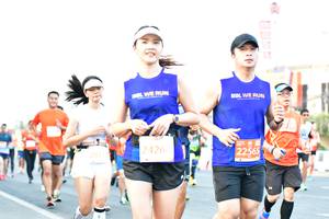BIB: 22565
                            <button type="button" onclick="openModal(12444364)" class="btn btn-primary btn-sm float-right btn-popup" data-toggle="modal" data-target=".modal-high-quality">
                        <i class="fas fa-shopping-cart"></i> Add to Cart
                    </button>
                                            <button type="button" onclick="isThisMe(12444364, true)" class="btn btn-success btn-sm float-right btn-popup btn-isme hidden" data-toggle="tooltip" data-placement="bottom" title="นี่คือรูปของคุณใช่ไหม คลิกที่นี่เพื่อเอาเข้าอัลบั้ม">
                        <i class="fas fa-plus"></i> Add to album
                    </button>
                    <button type="button" onclick="isThisMe(12444364, false)" class="btn btn-warning btn-sm float-right btn-popup btn-isnotme hidden">
                        <i class="fas fa-ban"></i> Remove from album
                    </button>