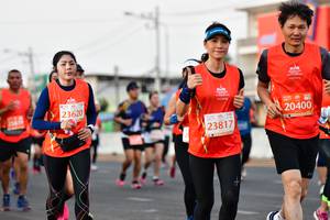 BIB: 23620, 20400, 23817
                            <button type="button" onclick="openModal(12432483)" class="btn btn-primary btn-sm float-right btn-popup" data-toggle="modal" data-target=".modal-high-quality">
                        <i class="fas fa-shopping-cart"></i> Add to Cart
                    </button>
                                            <button type="button" onclick="isThisMe(12432483, true)" class="btn btn-success btn-sm float-right btn-popup btn-isme hidden" data-toggle="tooltip" data-placement="bottom" title="นี่คือรูปของคุณใช่ไหม คลิกที่นี่เพื่อเอาเข้าอัลบั้ม">
                        <i class="fas fa-plus"></i> Add to album
                    </button>
                    <button type="button" onclick="isThisMe(12432483, false)" class="btn btn-warning btn-sm float-right btn-popup btn-isnotme hidden">
                        <i class="fas fa-ban"></i> Remove from album
                    </button>
