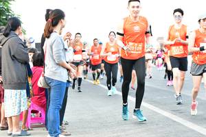 BIB: 0109
                            <button type="button" onclick="openModal(12443677)" class="btn btn-primary btn-sm float-right btn-popup" data-toggle="modal" data-target=".modal-high-quality">
                        <i class="fas fa-shopping-cart"></i> Add to Cart
                    </button>
                                            <button type="button" onclick="isThisMe(12443677, true)" class="btn btn-success btn-sm float-right btn-popup btn-isme hidden" data-toggle="tooltip" data-placement="bottom" title="นี่คือรูปของคุณใช่ไหม คลิกที่นี่เพื่อเอาเข้าอัลบั้ม">
                        <i class="fas fa-plus"></i> Add to album
                    </button>
                    <button type="button" onclick="isThisMe(12443677, false)" class="btn btn-warning btn-sm float-right btn-popup btn-isnotme hidden">
                        <i class="fas fa-ban"></i> Remove from album
                    </button>