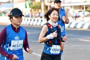 BIB: 100
                            <button type="button" onclick="openModal(10480989)" class="btn btn-primary btn-sm float-right btn-popup" data-toggle="modal" data-target=".modal-high-quality">
                        <i class="fas fa-shopping-cart"></i> Add to Cart
                    </button>
                                            <button type="button" onclick="isThisMe(10480989, true)" class="btn btn-success btn-sm float-right btn-popup btn-isme hidden" data-toggle="tooltip" data-placement="bottom" title="นี่คือรูปของคุณใช่ไหม คลิกที่นี่เพื่อเอาเข้าอัลบั้ม">
                        <i class="fas fa-plus"></i> Add to album
                    </button>
                    <button type="button" onclick="isThisMe(10480989, false)" class="btn btn-warning btn-sm float-right btn-popup btn-isnotme hidden">
                        <i class="fas fa-ban"></i> Remove from album
                    </button>