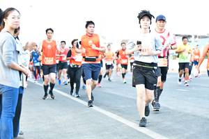 BIB: 2530, 
                            <button type="button" onclick="openModal(12443868)" class="btn btn-primary btn-sm float-right btn-popup" data-toggle="modal" data-target=".modal-high-quality">
                        <i class="fas fa-shopping-cart"></i> Add to Cart
                    </button>
                                            <button type="button" onclick="isThisMe(12443868, true)" class="btn btn-success btn-sm float-right btn-popup btn-isme hidden" data-toggle="tooltip" data-placement="bottom" title="นี่คือรูปของคุณใช่ไหม คลิกที่นี่เพื่อเอาเข้าอัลบั้ม">
                        <i class="fas fa-plus"></i> Add to album
                    </button>
                    <button type="button" onclick="isThisMe(12443868, false)" class="btn btn-warning btn-sm float-right btn-popup btn-isnotme hidden">
                        <i class="fas fa-ban"></i> Remove from album
                    </button>
