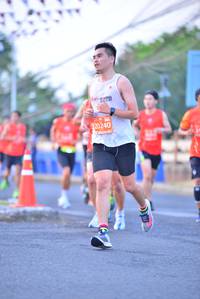 BIB: 20240
                            <button type="button" onclick="openModal(10809341)" class="btn btn-primary btn-sm float-right btn-popup" data-toggle="modal" data-target=".modal-high-quality">
                        <i class="fas fa-shopping-cart"></i> Add to Cart
                    </button>
                                            <button type="button" onclick="isThisMe(10809341, true)" class="btn btn-success btn-sm float-right btn-popup btn-isme hidden" data-toggle="tooltip" data-placement="bottom" title="นี่คือรูปของคุณใช่ไหม คลิกที่นี่เพื่อเอาเข้าอัลบั้ม">
                        <i class="fas fa-plus"></i> Add to album
                    </button>
                    <button type="button" onclick="isThisMe(10809341, false)" class="btn btn-warning btn-sm float-right btn-popup btn-isnotme hidden">
                        <i class="fas fa-ban"></i> Remove from album
                    </button>