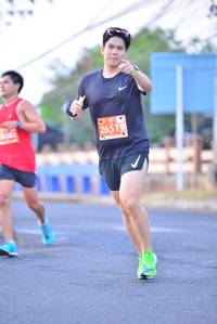 BIB: 585, 26519
                            <button type="button" onclick="openModal(10814033)" class="btn btn-primary btn-sm float-right btn-popup" data-toggle="modal" data-target=".modal-high-quality">
                        <i class="fas fa-shopping-cart"></i> Add to Cart
                    </button>
                                            <button type="button" onclick="isThisMe(10814033, true)" class="btn btn-success btn-sm float-right btn-popup btn-isme hidden" data-toggle="tooltip" data-placement="bottom" title="นี่คือรูปของคุณใช่ไหม คลิกที่นี่เพื่อเอาเข้าอัลบั้ม">
                        <i class="fas fa-plus"></i> Add to album
                    </button>
                    <button type="button" onclick="isThisMe(10814033, false)" class="btn btn-warning btn-sm float-right btn-popup btn-isnotme hidden">
                        <i class="fas fa-ban"></i> Remove from album
                    </button>