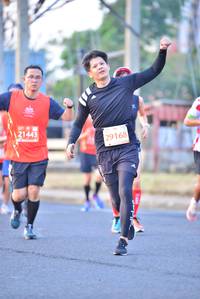 BIB: 21443, 29168
                            <button type="button" onclick="openModal(10869869)" class="btn btn-primary btn-sm float-right btn-popup" data-toggle="modal" data-target=".modal-high-quality">
                        <i class="fas fa-shopping-cart"></i> Add to Cart
                    </button>
                                            <button type="button" onclick="isThisMe(10869869, true)" class="btn btn-success btn-sm float-right btn-popup btn-isme hidden" data-toggle="tooltip" data-placement="bottom" title="นี่คือรูปของคุณใช่ไหม คลิกที่นี่เพื่อเอาเข้าอัลบั้ม">
                        <i class="fas fa-plus"></i> Add to album
                    </button>
                    <button type="button" onclick="isThisMe(10869869, false)" class="btn btn-warning btn-sm float-right btn-popup btn-isnotme hidden">
                        <i class="fas fa-ban"></i> Remove from album
                    </button>