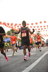 BIB: 26680, 26385
                            <button type="button" onclick="openModal(11272891)" class="btn btn-primary btn-sm float-right btn-popup" data-toggle="modal" data-target=".modal-high-quality">
                        <i class="fas fa-shopping-cart"></i> Add to Cart
                    </button>
                                            <button type="button" onclick="isThisMe(11272891, true)" class="btn btn-success btn-sm float-right btn-popup btn-isme hidden" data-toggle="tooltip" data-placement="bottom" title="นี่คือรูปของคุณใช่ไหม คลิกที่นี่เพื่อเอาเข้าอัลบั้ม">
                        <i class="fas fa-plus"></i> Add to album
                    </button>
                    <button type="button" onclick="isThisMe(11272891, false)" class="btn btn-warning btn-sm float-right btn-popup btn-isnotme hidden">
                        <i class="fas fa-ban"></i> Remove from album
                    </button>