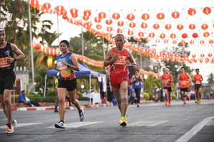 BIB: 622, 0275
                            <button type="button" onclick="openModal(10945722)" class="btn btn-primary btn-sm float-right btn-popup" data-toggle="modal" data-target=".modal-high-quality">
                        <i class="fas fa-shopping-cart"></i> Add to Cart
                    </button>
                                            <button type="button" onclick="isThisMe(10945722, true)" class="btn btn-success btn-sm float-right btn-popup btn-isme hidden" data-toggle="tooltip" data-placement="bottom" title="นี่คือรูปของคุณใช่ไหม คลิกที่นี่เพื่อเอาเข้าอัลบั้ม">
                        <i class="fas fa-plus"></i> Add to album
                    </button>
                    <button type="button" onclick="isThisMe(10945722, false)" class="btn btn-warning btn-sm float-right btn-popup btn-isnotme hidden">
                        <i class="fas fa-ban"></i> Remove from album
                    </button>