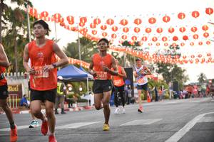 BIB: 213, 25633
                            <button type="button" onclick="openModal(10948887)" class="btn btn-primary btn-sm float-right btn-popup" data-toggle="modal" data-target=".modal-high-quality">
                        <i class="fas fa-shopping-cart"></i> Add to Cart
                    </button>
                                            <button type="button" onclick="isThisMe(10948887, true)" class="btn btn-success btn-sm float-right btn-popup btn-isme hidden" data-toggle="tooltip" data-placement="bottom" title="นี่คือรูปของคุณใช่ไหม คลิกที่นี่เพื่อเอาเข้าอัลบั้ม">
                        <i class="fas fa-plus"></i> Add to album
                    </button>
                    <button type="button" onclick="isThisMe(10948887, false)" class="btn btn-warning btn-sm float-right btn-popup btn-isnotme hidden">
                        <i class="fas fa-ban"></i> Remove from album
                    </button>
