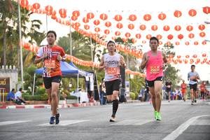 BIB: 26261, 26578, 25650
                            <button type="button" onclick="openModal(12806954)" class="btn btn-primary btn-sm float-right btn-popup" data-toggle="modal" data-target=".modal-high-quality">
                        <i class="fas fa-shopping-cart"></i> Add to Cart
                    </button>
                                            <button type="button" onclick="isThisMe(12806954, true)" class="btn btn-success btn-sm float-right btn-popup btn-isme hidden" data-toggle="tooltip" data-placement="bottom" title="นี่คือรูปของคุณใช่ไหม คลิกที่นี่เพื่อเอาเข้าอัลบั้ม">
                        <i class="fas fa-plus"></i> Add to album
                    </button>
                    <button type="button" onclick="isThisMe(12806954, false)" class="btn btn-warning btn-sm float-right btn-popup btn-isnotme hidden">
                        <i class="fas fa-ban"></i> Remove from album
                    </button>