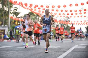 BIB: 40420, 20953
                            <button type="button" onclick="openModal(12807579)" class="btn btn-primary btn-sm float-right btn-popup" data-toggle="modal" data-target=".modal-high-quality">
                        <i class="fas fa-shopping-cart"></i> Add to Cart
                    </button>
                                            <button type="button" onclick="isThisMe(12807579, true)" class="btn btn-success btn-sm float-right btn-popup btn-isme hidden" data-toggle="tooltip" data-placement="bottom" title="นี่คือรูปของคุณใช่ไหม คลิกที่นี่เพื่อเอาเข้าอัลบั้ม">
                        <i class="fas fa-plus"></i> Add to album
                    </button>
                    <button type="button" onclick="isThisMe(12807579, false)" class="btn btn-warning btn-sm float-right btn-popup btn-isnotme hidden">
                        <i class="fas fa-ban"></i> Remove from album
                    </button>