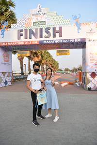 BIB: 020, 211, 42195
                            <button type="button" onclick="openModal(10449601)" class="btn btn-primary btn-sm float-right btn-popup" data-toggle="modal" data-target=".modal-high-quality">
                        <i class="fas fa-shopping-cart"></i> Add to Cart
                    </button>
                                            <button type="button" onclick="isThisMe(10449601, true)" class="btn btn-success btn-sm float-right btn-popup btn-isme hidden" data-toggle="tooltip" data-placement="bottom" title="นี่คือรูปของคุณใช่ไหม คลิกที่นี่เพื่อเอาเข้าอัลบั้ม">
                        <i class="fas fa-plus"></i> Add to album
                    </button>
                    <button type="button" onclick="isThisMe(10449601, false)" class="btn btn-warning btn-sm float-right btn-popup btn-isnotme hidden">
                        <i class="fas fa-ban"></i> Remove from album
                    </button>