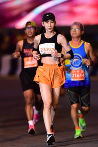 BIB: 2336, 26680, 21614
                            <button type="button" onclick="openModal(12898889)" class="btn btn-primary btn-sm float-right btn-popup" data-toggle="modal" data-target=".modal-high-quality">
                        <i class="fas fa-shopping-cart"></i> Add to Cart
                    </button>
                                            <button type="button" onclick="isThisMe(12898889, true)" class="btn btn-success btn-sm float-right btn-popup btn-isme hidden" data-toggle="tooltip" data-placement="bottom" title="นี่คือรูปของคุณใช่ไหม คลิกที่นี่เพื่อเอาเข้าอัลบั้ม">
                        <i class="fas fa-plus"></i> Add to album
                    </button>
                    <button type="button" onclick="isThisMe(12898889, false)" class="btn btn-warning btn-sm float-right btn-popup btn-isnotme hidden">
                        <i class="fas fa-ban"></i> Remove from album
                    </button>