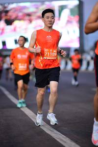 BIB: 71109
                            <button type="button" onclick="openModal(12786685)" class="btn btn-primary btn-sm float-right btn-popup" data-toggle="modal" data-target=".modal-high-quality">
                        <i class="fas fa-shopping-cart"></i> Add to Cart
                    </button>
                                            <button type="button" onclick="isThisMe(12786685, true)" class="btn btn-success btn-sm float-right btn-popup btn-isme hidden" data-toggle="tooltip" data-placement="bottom" title="นี่คือรูปของคุณใช่ไหม คลิกที่นี่เพื่อเอาเข้าอัลบั้ม">
                        <i class="fas fa-plus"></i> Add to album
                    </button>
                    <button type="button" onclick="isThisMe(12786685, false)" class="btn btn-warning btn-sm float-right btn-popup btn-isnotme hidden">
                        <i class="fas fa-ban"></i> Remove from album
                    </button>