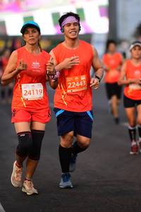 BIB: 22443, 24119
                            <button type="button" onclick="openModal(12786886)" class="btn btn-primary btn-sm float-right btn-popup" data-toggle="modal" data-target=".modal-high-quality">
                        <i class="fas fa-shopping-cart"></i> Add to Cart
                    </button>
                                            <button type="button" onclick="isThisMe(12786886, true)" class="btn btn-success btn-sm float-right btn-popup btn-isme hidden" data-toggle="tooltip" data-placement="bottom" title="นี่คือรูปของคุณใช่ไหม คลิกที่นี่เพื่อเอาเข้าอัลบั้ม">
                        <i class="fas fa-plus"></i> Add to album
                    </button>
                    <button type="button" onclick="isThisMe(12786886, false)" class="btn btn-warning btn-sm float-right btn-popup btn-isnotme hidden">
                        <i class="fas fa-ban"></i> Remove from album
                    </button>