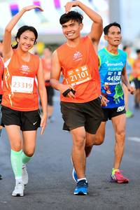 BIB: 23319, 21101, 44388
                            <button type="button" onclick="openModal(12633774)" class="btn btn-primary btn-sm float-right btn-popup" data-toggle="modal" data-target=".modal-high-quality">
                        <i class="fas fa-shopping-cart"></i> Add to Cart
                    </button>
                                            <button type="button" onclick="isThisMe(12633774, true)" class="btn btn-success btn-sm float-right btn-popup btn-isme hidden" data-toggle="tooltip" data-placement="bottom" title="นี่คือรูปของคุณใช่ไหม คลิกที่นี่เพื่อเอาเข้าอัลบั้ม">
                        <i class="fas fa-plus"></i> Add to album
                    </button>
                    <button type="button" onclick="isThisMe(12633774, false)" class="btn btn-warning btn-sm float-right btn-popup btn-isnotme hidden">
                        <i class="fas fa-ban"></i> Remove from album
                    </button>