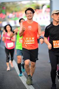 BIB: 2226944, 814
                            <button type="button" onclick="openModal(12788014)" class="btn btn-primary btn-sm float-right btn-popup" data-toggle="modal" data-target=".modal-high-quality">
                        <i class="fas fa-shopping-cart"></i> Add to Cart
                    </button>
                                            <button type="button" onclick="isThisMe(12788014, true)" class="btn btn-success btn-sm float-right btn-popup btn-isme hidden" data-toggle="tooltip" data-placement="bottom" title="นี่คือรูปของคุณใช่ไหม คลิกที่นี่เพื่อเอาเข้าอัลบั้ม">
                        <i class="fas fa-plus"></i> Add to album
                    </button>
                    <button type="button" onclick="isThisMe(12788014, false)" class="btn btn-warning btn-sm float-right btn-popup btn-isnotme hidden">
                        <i class="fas fa-ban"></i> Remove from album
                    </button>