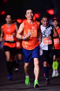 BIB: 727, 2709, 25887
                            <button type="button" onclick="openModal(12899187)" class="btn btn-primary btn-sm float-right btn-popup" data-toggle="modal" data-target=".modal-high-quality">
                        <i class="fas fa-shopping-cart"></i> Add to Cart
                    </button>
                                            <button type="button" onclick="isThisMe(12899187, true)" class="btn btn-success btn-sm float-right btn-popup btn-isme hidden" data-toggle="tooltip" data-placement="bottom" title="นี่คือรูปของคุณใช่ไหม คลิกที่นี่เพื่อเอาเข้าอัลบั้ม">
                        <i class="fas fa-plus"></i> Add to album
                    </button>
                    <button type="button" onclick="isThisMe(12899187, false)" class="btn btn-warning btn-sm float-right btn-popup btn-isnotme hidden">
                        <i class="fas fa-ban"></i> Remove from album
                    </button>