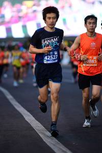 BIB: 42527, 20885
                            <button type="button" onclick="openModal(12786756)" class="btn btn-primary btn-sm float-right btn-popup" data-toggle="modal" data-target=".modal-high-quality">
                        <i class="fas fa-shopping-cart"></i> Add to Cart
                    </button>
                                            <button type="button" onclick="isThisMe(12786756, true)" class="btn btn-success btn-sm float-right btn-popup btn-isme hidden" data-toggle="tooltip" data-placement="bottom" title="นี่คือรูปของคุณใช่ไหม คลิกที่นี่เพื่อเอาเข้าอัลบั้ม">
                        <i class="fas fa-plus"></i> Add to album
                    </button>
                    <button type="button" onclick="isThisMe(12786756, false)" class="btn btn-warning btn-sm float-right btn-popup btn-isnotme hidden">
                        <i class="fas fa-ban"></i> Remove from album
                    </button>