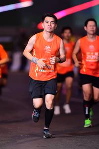 BIB: 2129, 002
                            <button type="button" onclick="openModal(12899110)" class="btn btn-primary btn-sm float-right btn-popup" data-toggle="modal" data-target=".modal-high-quality">
                        <i class="fas fa-shopping-cart"></i> Add to Cart
                    </button>
                                            <button type="button" onclick="isThisMe(12899110, true)" class="btn btn-success btn-sm float-right btn-popup btn-isme hidden" data-toggle="tooltip" data-placement="bottom" title="นี่คือรูปของคุณใช่ไหม คลิกที่นี่เพื่อเอาเข้าอัลบั้ม">
                        <i class="fas fa-plus"></i> Add to album
                    </button>
                    <button type="button" onclick="isThisMe(12899110, false)" class="btn btn-warning btn-sm float-right btn-popup btn-isnotme hidden">
                        <i class="fas fa-ban"></i> Remove from album
                    </button>