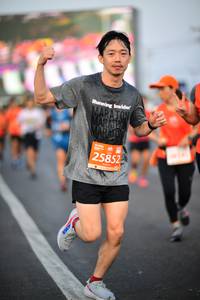 BIB: 25852
                            <button type="button" onclick="openModal(12024055)" class="btn btn-primary btn-sm float-right btn-popup" data-toggle="modal" data-target=".modal-high-quality">
                        <i class="fas fa-shopping-cart"></i> Add to Cart
                    </button>
                                            <button type="button" onclick="isThisMe(12024055, true)" class="btn btn-success btn-sm float-right btn-popup btn-isme hidden" data-toggle="tooltip" data-placement="bottom" title="นี่คือรูปของคุณใช่ไหม คลิกที่นี่เพื่อเอาเข้าอัลบั้ม">
                        <i class="fas fa-plus"></i> Add to album
                    </button>
                    <button type="button" onclick="isThisMe(12024055, false)" class="btn btn-warning btn-sm float-right btn-popup btn-isnotme hidden">
                        <i class="fas fa-ban"></i> Remove from album
                    </button>