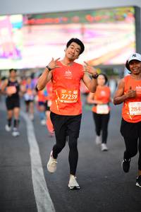BIB: 27239, 2845
                            <button type="button" onclick="openModal(12483858)" class="btn btn-primary btn-sm float-right btn-popup" data-toggle="modal" data-target=".modal-high-quality">
                        <i class="fas fa-shopping-cart"></i> Add to Cart
                    </button>
                                            <button type="button" onclick="isThisMe(12483858, true)" class="btn btn-success btn-sm float-right btn-popup btn-isme hidden" data-toggle="tooltip" data-placement="bottom" title="นี่คือรูปของคุณใช่ไหม คลิกที่นี่เพื่อเอาเข้าอัลบั้ม">
                        <i class="fas fa-plus"></i> Add to album
                    </button>
                    <button type="button" onclick="isThisMe(12483858, false)" class="btn btn-warning btn-sm float-right btn-popup btn-isnotme hidden">
                        <i class="fas fa-ban"></i> Remove from album
                    </button>