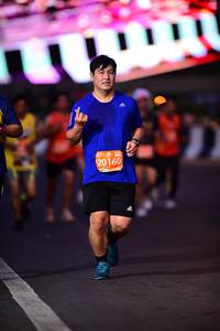 BIB: 20160
                            <button type="button" onclick="openModal(12797313)" class="btn btn-primary btn-sm float-right btn-popup" data-toggle="modal" data-target=".modal-high-quality">
                        <i class="fas fa-shopping-cart"></i> Add to Cart
                    </button>
                                            <button type="button" onclick="isThisMe(12797313, true)" class="btn btn-success btn-sm float-right btn-popup btn-isme hidden" data-toggle="tooltip" data-placement="bottom" title="นี่คือรูปของคุณใช่ไหม คลิกที่นี่เพื่อเอาเข้าอัลบั้ม">
                        <i class="fas fa-plus"></i> Add to album
                    </button>
                    <button type="button" onclick="isThisMe(12797313, false)" class="btn btn-warning btn-sm float-right btn-popup btn-isnotme hidden">
                        <i class="fas fa-ban"></i> Remove from album
                    </button>