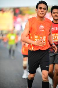 BIB: 271
                            <button type="button" onclick="openModal(12484799)" class="btn btn-primary btn-sm float-right btn-popup" data-toggle="modal" data-target=".modal-high-quality">
                        <i class="fas fa-shopping-cart"></i> Add to Cart
                    </button>
                                            <button type="button" onclick="isThisMe(12484799, true)" class="btn btn-success btn-sm float-right btn-popup btn-isme hidden" data-toggle="tooltip" data-placement="bottom" title="นี่คือรูปของคุณใช่ไหม คลิกที่นี่เพื่อเอาเข้าอัลบั้ม">
                        <i class="fas fa-plus"></i> Add to album
                    </button>
                    <button type="button" onclick="isThisMe(12484799, false)" class="btn btn-warning btn-sm float-right btn-popup btn-isnotme hidden">
                        <i class="fas fa-ban"></i> Remove from album
                    </button>