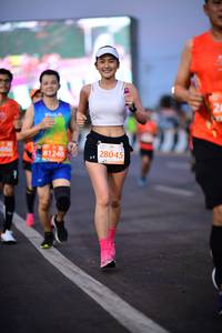 BIB: 28045, 81240
                            <button type="button" onclick="openModal(12479118)" class="btn btn-primary btn-sm float-right btn-popup" data-toggle="modal" data-target=".modal-high-quality">
                        <i class="fas fa-shopping-cart"></i> Add to Cart
                    </button>
                                            <button type="button" onclick="isThisMe(12479118, true)" class="btn btn-success btn-sm float-right btn-popup btn-isme hidden" data-toggle="tooltip" data-placement="bottom" title="นี่คือรูปของคุณใช่ไหม คลิกที่นี่เพื่อเอาเข้าอัลบั้ม">
                        <i class="fas fa-plus"></i> Add to album
                    </button>
                    <button type="button" onclick="isThisMe(12479118, false)" class="btn btn-warning btn-sm float-right btn-popup btn-isnotme hidden">
                        <i class="fas fa-ban"></i> Remove from album
                    </button>