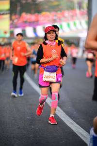 BIB: 28942
                            <button type="button" onclick="openModal(12025317)" class="btn btn-primary btn-sm float-right btn-popup" data-toggle="modal" data-target=".modal-high-quality">
                        <i class="fas fa-shopping-cart"></i> Add to Cart
                    </button>
                                            <button type="button" onclick="isThisMe(12025317, true)" class="btn btn-success btn-sm float-right btn-popup btn-isme hidden" data-toggle="tooltip" data-placement="bottom" title="นี่คือรูปของคุณใช่ไหม คลิกที่นี่เพื่อเอาเข้าอัลบั้ม">
                        <i class="fas fa-plus"></i> Add to album
                    </button>
                    <button type="button" onclick="isThisMe(12025317, false)" class="btn btn-warning btn-sm float-right btn-popup btn-isnotme hidden">
                        <i class="fas fa-ban"></i> Remove from album
                    </button>
