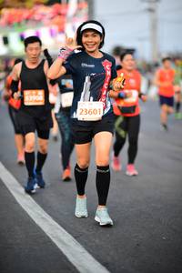 BIB: 83908, 23601
                            <button type="button" onclick="openModal(12023565)" class="btn btn-primary btn-sm float-right btn-popup" data-toggle="modal" data-target=".modal-high-quality">
                        <i class="fas fa-shopping-cart"></i> Add to Cart
                    </button>
                                            <button type="button" onclick="isThisMe(12023565, true)" class="btn btn-success btn-sm float-right btn-popup btn-isme hidden" data-toggle="tooltip" data-placement="bottom" title="นี่คือรูปของคุณใช่ไหม คลิกที่นี่เพื่อเอาเข้าอัลบั้ม">
                        <i class="fas fa-plus"></i> Add to album
                    </button>
                    <button type="button" onclick="isThisMe(12023565, false)" class="btn btn-warning btn-sm float-right btn-popup btn-isnotme hidden">
                        <i class="fas fa-ban"></i> Remove from album
                    </button>