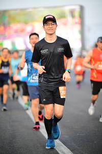 BIB: 201, 
                            <button type="button" onclick="openModal(12024666)" class="btn btn-primary btn-sm float-right btn-popup" data-toggle="modal" data-target=".modal-high-quality">
                        <i class="fas fa-shopping-cart"></i> Add to Cart
                    </button>
                                            <button type="button" onclick="isThisMe(12024666, true)" class="btn btn-success btn-sm float-right btn-popup btn-isme hidden" data-toggle="tooltip" data-placement="bottom" title="นี่คือรูปของคุณใช่ไหม คลิกที่นี่เพื่อเอาเข้าอัลบั้ม">
                        <i class="fas fa-plus"></i> Add to album
                    </button>
                    <button type="button" onclick="isThisMe(12024666, false)" class="btn btn-warning btn-sm float-right btn-popup btn-isnotme hidden">
                        <i class="fas fa-ban"></i> Remove from album
                    </button>