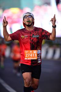 BIB: 27413
                            <button type="button" onclick="openModal(12476615)" class="btn btn-primary btn-sm float-right btn-popup" data-toggle="modal" data-target=".modal-high-quality">
                        <i class="fas fa-shopping-cart"></i> Add to Cart
                    </button>
                                            <button type="button" onclick="isThisMe(12476615, true)" class="btn btn-success btn-sm float-right btn-popup btn-isme hidden" data-toggle="tooltip" data-placement="bottom" title="นี่คือรูปของคุณใช่ไหม คลิกที่นี่เพื่อเอาเข้าอัลบั้ม">
                        <i class="fas fa-plus"></i> Add to album
                    </button>
                    <button type="button" onclick="isThisMe(12476615, false)" class="btn btn-warning btn-sm float-right btn-popup btn-isnotme hidden">
                        <i class="fas fa-ban"></i> Remove from album
                    </button>