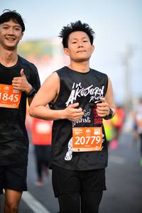 BIB: 1845, 20779
                            <button type="button" onclick="openModal(11652032)" class="btn btn-primary btn-sm float-right btn-popup" data-toggle="modal" data-target=".modal-high-quality">
                        <i class="fas fa-shopping-cart"></i> Add to Cart
                    </button>
                                            <button type="button" onclick="isThisMe(11652032, true)" class="btn btn-success btn-sm float-right btn-popup btn-isme hidden" data-toggle="tooltip" data-placement="bottom" title="นี่คือรูปของคุณใช่ไหม คลิกที่นี่เพื่อเอาเข้าอัลบั้ม">
                        <i class="fas fa-plus"></i> Add to album
                    </button>
                    <button type="button" onclick="isThisMe(11652032, false)" class="btn btn-warning btn-sm float-right btn-popup btn-isnotme hidden">
                        <i class="fas fa-ban"></i> Remove from album
                    </button>