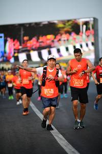 BIB: 26725, 21798
                            <button type="button" onclick="openModal(12489300)" class="btn btn-primary btn-sm float-right btn-popup" data-toggle="modal" data-target=".modal-high-quality">
                        <i class="fas fa-shopping-cart"></i> Add to Cart
                    </button>
                                            <button type="button" onclick="isThisMe(12489300, true)" class="btn btn-success btn-sm float-right btn-popup btn-isme hidden" data-toggle="tooltip" data-placement="bottom" title="นี่คือรูปของคุณใช่ไหม คลิกที่นี่เพื่อเอาเข้าอัลบั้ม">
                        <i class="fas fa-plus"></i> Add to album
                    </button>
                    <button type="button" onclick="isThisMe(12489300, false)" class="btn btn-warning btn-sm float-right btn-popup btn-isnotme hidden">
                        <i class="fas fa-ban"></i> Remove from album
                    </button>