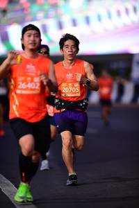BIB: 26402, 20705
                            <button type="button" onclick="openModal(12474694)" class="btn btn-primary btn-sm float-right btn-popup" data-toggle="modal" data-target=".modal-high-quality">
                        <i class="fas fa-shopping-cart"></i> Add to Cart
                    </button>
                                            <button type="button" onclick="isThisMe(12474694, true)" class="btn btn-success btn-sm float-right btn-popup btn-isme hidden" data-toggle="tooltip" data-placement="bottom" title="นี่คือรูปของคุณใช่ไหม คลิกที่นี่เพื่อเอาเข้าอัลบั้ม">
                        <i class="fas fa-plus"></i> Add to album
                    </button>
                    <button type="button" onclick="isThisMe(12474694, false)" class="btn btn-warning btn-sm float-right btn-popup btn-isnotme hidden">
                        <i class="fas fa-ban"></i> Remove from album
                    </button>