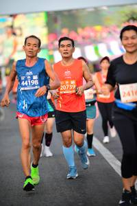 BIB: 44198, 20739, 2416
                            <button type="button" onclick="openModal(12489469)" class="btn btn-primary btn-sm float-right btn-popup" data-toggle="modal" data-target=".modal-high-quality">
                        <i class="fas fa-shopping-cart"></i> Add to Cart
                    </button>
                                            <button type="button" onclick="isThisMe(12489469, true)" class="btn btn-success btn-sm float-right btn-popup btn-isme hidden" data-toggle="tooltip" data-placement="bottom" title="นี่คือรูปของคุณใช่ไหม คลิกที่นี่เพื่อเอาเข้าอัลบั้ม">
                        <i class="fas fa-plus"></i> Add to album
                    </button>
                    <button type="button" onclick="isThisMe(12489469, false)" class="btn btn-warning btn-sm float-right btn-popup btn-isnotme hidden">
                        <i class="fas fa-ban"></i> Remove from album
                    </button>