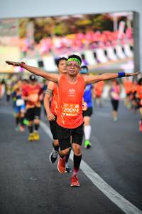 BIB: 20094
                            <button type="button" onclick="openModal(12026855)" class="btn btn-primary btn-sm float-right btn-popup" data-toggle="modal" data-target=".modal-high-quality">
                        <i class="fas fa-shopping-cart"></i> Add to Cart
                    </button>
                                            <button type="button" onclick="isThisMe(12026855, true)" class="btn btn-success btn-sm float-right btn-popup btn-isme hidden" data-toggle="tooltip" data-placement="bottom" title="นี่คือรูปของคุณใช่ไหม คลิกที่นี่เพื่อเอาเข้าอัลบั้ม">
                        <i class="fas fa-plus"></i> Add to album
                    </button>
                    <button type="button" onclick="isThisMe(12026855, false)" class="btn btn-warning btn-sm float-right btn-popup btn-isnotme hidden">
                        <i class="fas fa-ban"></i> Remove from album
                    </button>