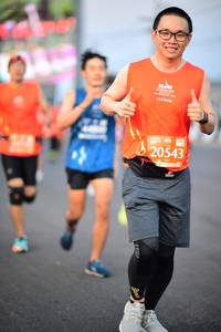 BIB: 20543
                            <button type="button" onclick="openModal(12482573)" class="btn btn-primary btn-sm float-right btn-popup" data-toggle="modal" data-target=".modal-high-quality">
                        <i class="fas fa-shopping-cart"></i> Add to Cart
                    </button>
                                            <button type="button" onclick="isThisMe(12482573, true)" class="btn btn-success btn-sm float-right btn-popup btn-isme hidden" data-toggle="tooltip" data-placement="bottom" title="นี่คือรูปของคุณใช่ไหม คลิกที่นี่เพื่อเอาเข้าอัลบั้ม">
                        <i class="fas fa-plus"></i> Add to album
                    </button>
                    <button type="button" onclick="isThisMe(12482573, false)" class="btn btn-warning btn-sm float-right btn-popup btn-isnotme hidden">
                        <i class="fas fa-ban"></i> Remove from album
                    </button>