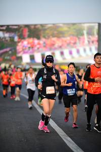 BIB: 2642, 24950, 44906
                            <button type="button" onclick="openModal(11712980)" class="btn btn-primary btn-sm float-right btn-popup" data-toggle="modal" data-target=".modal-high-quality">
                        <i class="fas fa-shopping-cart"></i> Add to Cart
                    </button>
                                            <button type="button" onclick="isThisMe(11712980, true)" class="btn btn-success btn-sm float-right btn-popup btn-isme hidden" data-toggle="tooltip" data-placement="bottom" title="นี่คือรูปของคุณใช่ไหม คลิกที่นี่เพื่อเอาเข้าอัลบั้ม">
                        <i class="fas fa-plus"></i> Add to album
                    </button>
                    <button type="button" onclick="isThisMe(11712980, false)" class="btn btn-warning btn-sm float-right btn-popup btn-isnotme hidden">
                        <i class="fas fa-ban"></i> Remove from album
                    </button>
