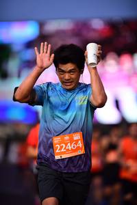 BIB: 22464
                            <button type="button" onclick="openModal(12473306)" class="btn btn-primary btn-sm float-right btn-popup" data-toggle="modal" data-target=".modal-high-quality">
                        <i class="fas fa-shopping-cart"></i> Add to Cart
                    </button>
                                            <button type="button" onclick="isThisMe(12473306, true)" class="btn btn-success btn-sm float-right btn-popup btn-isme hidden" data-toggle="tooltip" data-placement="bottom" title="นี่คือรูปของคุณใช่ไหม คลิกที่นี่เพื่อเอาเข้าอัลบั้ม">
                        <i class="fas fa-plus"></i> Add to album
                    </button>
                    <button type="button" onclick="isThisMe(12473306, false)" class="btn btn-warning btn-sm float-right btn-popup btn-isnotme hidden">
                        <i class="fas fa-ban"></i> Remove from album
                    </button>