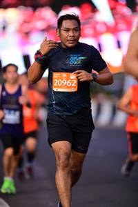 BIB: 20962
                            <button type="button" onclick="openModal(12475818)" class="btn btn-primary btn-sm float-right btn-popup" data-toggle="modal" data-target=".modal-high-quality">
                        <i class="fas fa-shopping-cart"></i> Add to Cart
                    </button>
                                            <button type="button" onclick="isThisMe(12475818, true)" class="btn btn-success btn-sm float-right btn-popup btn-isme hidden" data-toggle="tooltip" data-placement="bottom" title="นี่คือรูปของคุณใช่ไหม คลิกที่นี่เพื่อเอาเข้าอัลบั้ม">
                        <i class="fas fa-plus"></i> Add to album
                    </button>
                    <button type="button" onclick="isThisMe(12475818, false)" class="btn btn-warning btn-sm float-right btn-popup btn-isnotme hidden">
                        <i class="fas fa-ban"></i> Remove from album
                    </button>